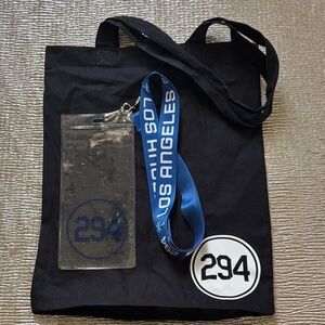 Dodgers - Pantone 294 tote bag & lanyard